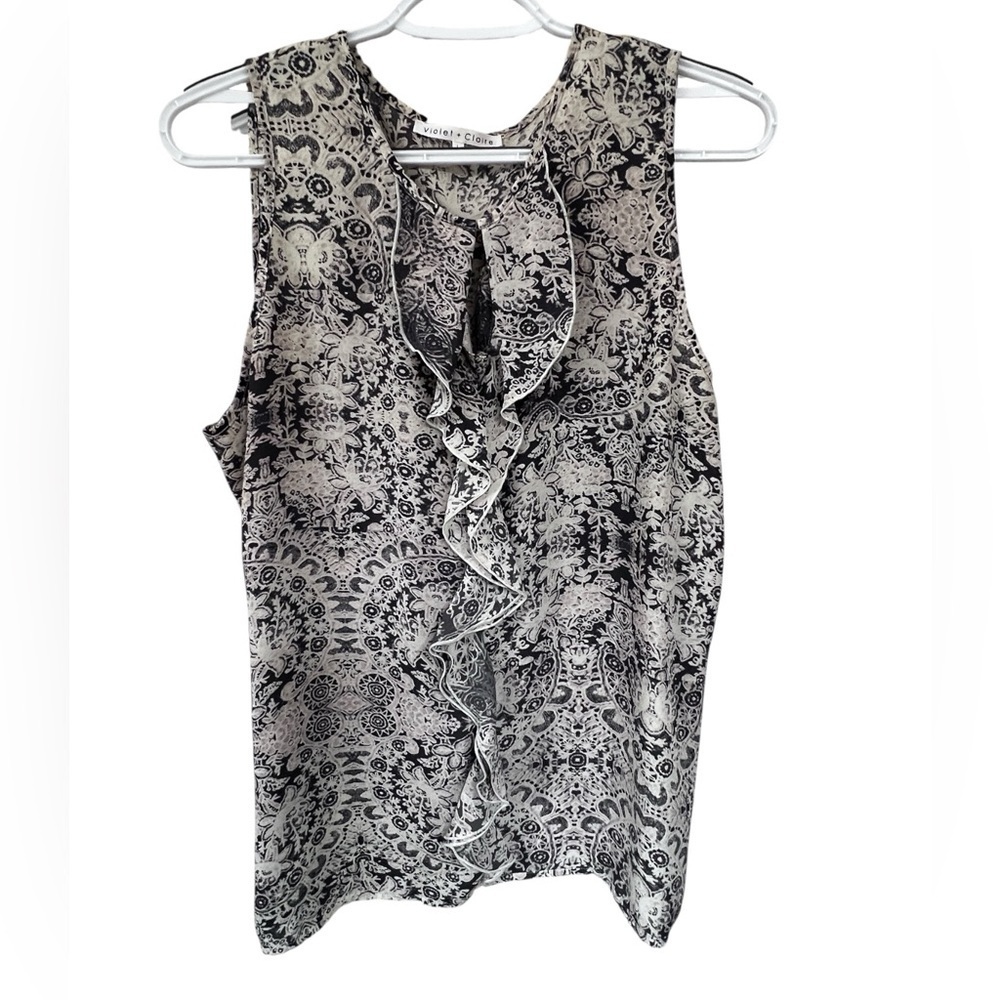 Violet & Claire Black and White Paisley Blouse